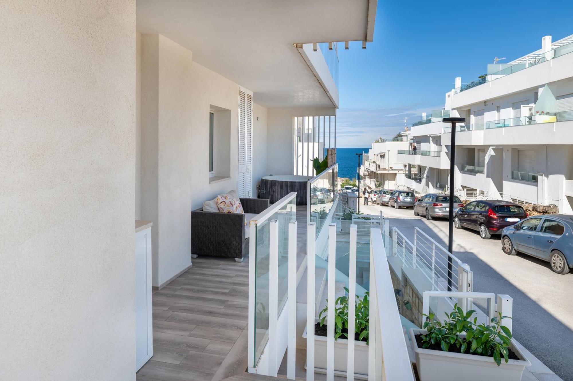 Exclusive Deluxe Apt Up To 6 People & Heated Tub Polignano a Mare Kültér fotó