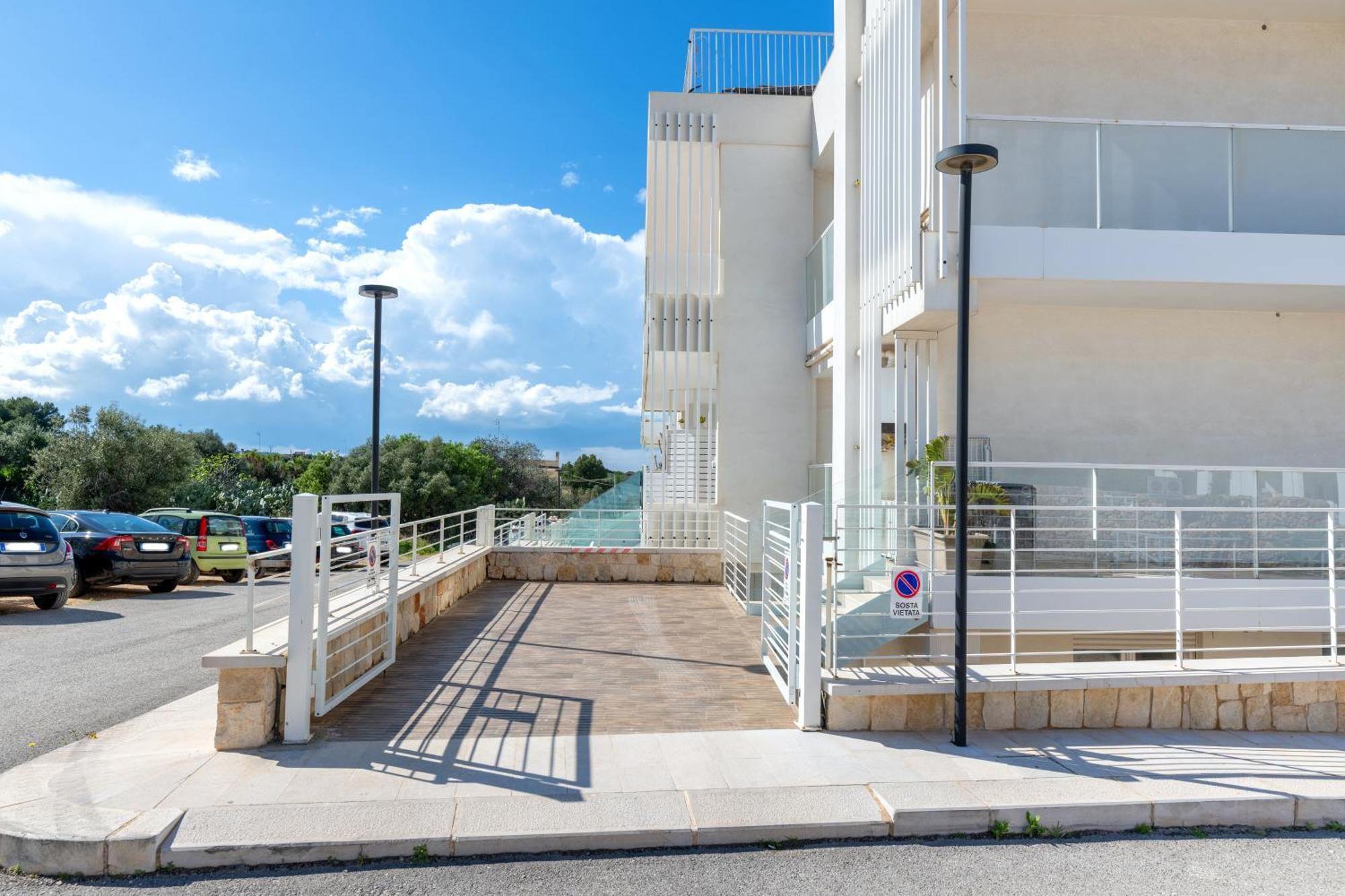 Exclusive Deluxe Apt Up To 6 People & Heated Tub Polignano a Mare Kültér fotó