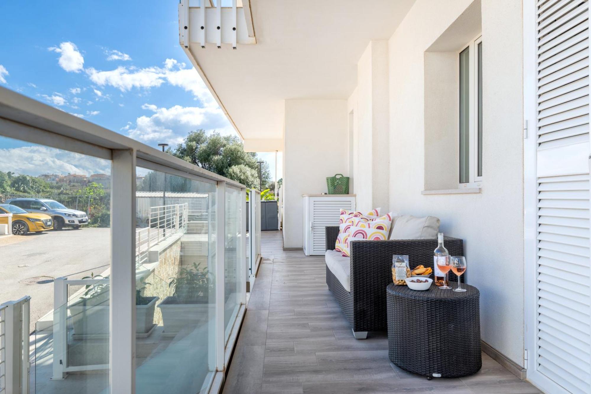 Exclusive Deluxe Apt Up To 6 People & Heated Tub Polignano a Mare Kültér fotó