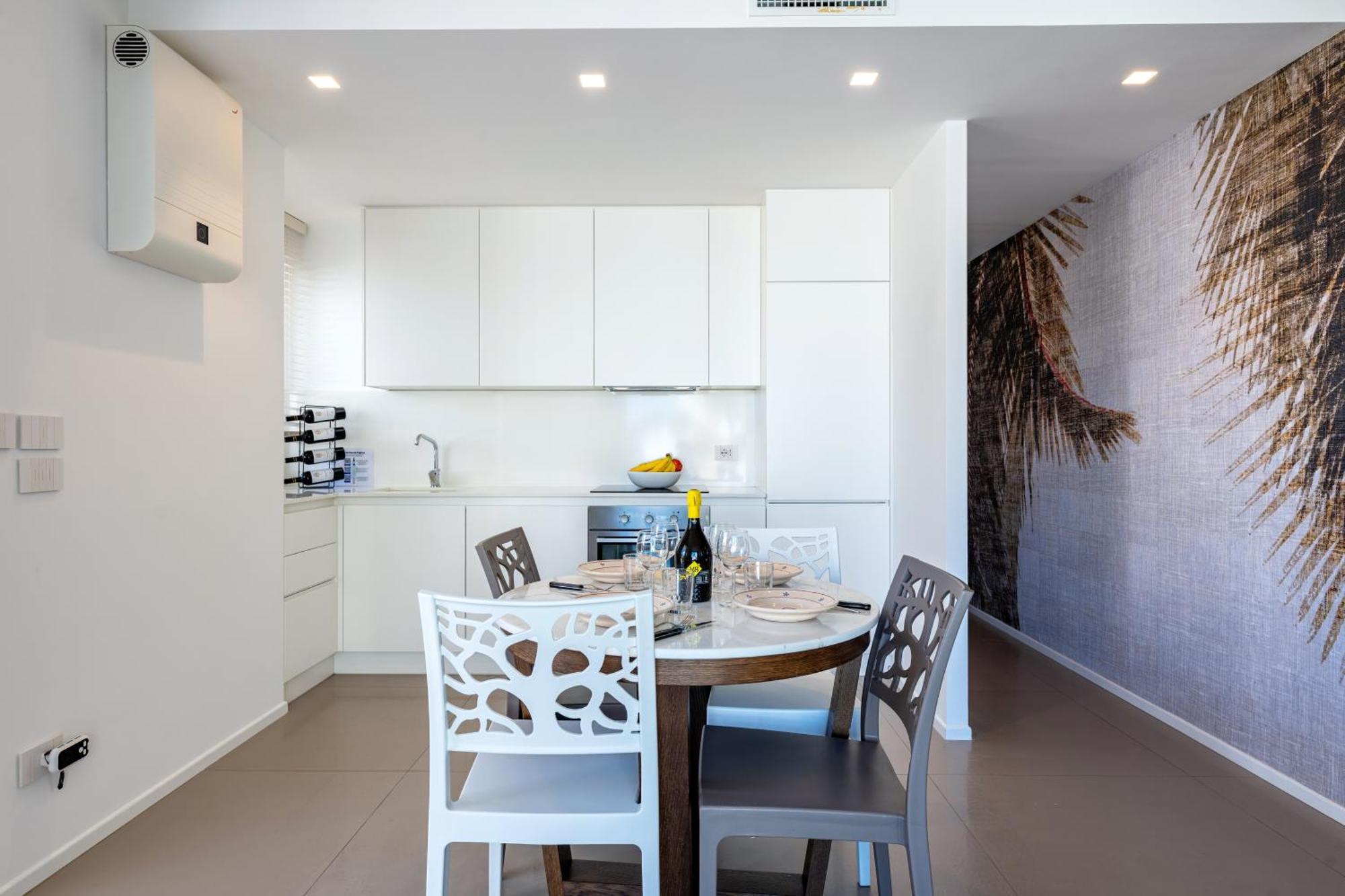 Exclusive Deluxe Apt Up To 6 People & Heated Tub Polignano a Mare Kültér fotó