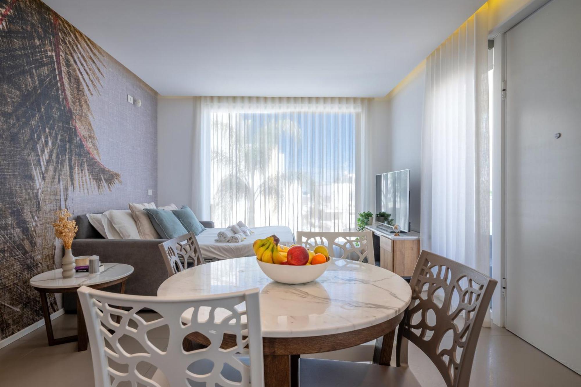 Exclusive Deluxe Apt Up To 6 People & Heated Tub Polignano a Mare Kültér fotó